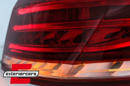 Full LED stražnja svjetla LED SEQ žmigavci (crvena/kristal) / Mercedes E-klasa W212 Facelift (2013-2016), LDMEB3