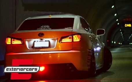 Full LED stražnja svjetla LightBar Facelift XE30 dizajn (crvena/kristal) / Lexus IS XE20 (2006-2012), LDLE14