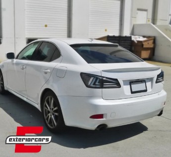 Full LED stražnja svjetla LightBar Facelift XE30 dizajn (smoke) / LEXUS IS XE20 (2006-2012), LDLE15
