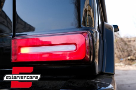 Full LED stražnja svjetla SEQ žmigavci 2018 Facelift dizajn (crvena/smoke) / Mercedes G-klasa W463 (2008-2017), TLMBW463NL