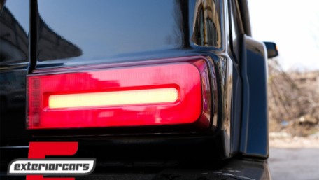 Full LED stražnja svjetla SEQ žmigavci 2018 Facelift dizajn (crvena/smoke) / Mercedes G-klasa W463 (2008-2017), TLMBW463NL