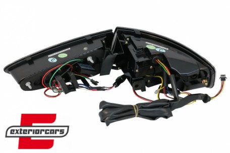 Full LED stražnja svjetla SEQ žmigavci (crna) / Audi A4 B8 limuzina (2012-2015), LDAUH6