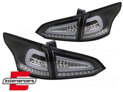 Full LED stražnja svjetla SEQ žmigavci (crna) / Ford Focus 3 karavan (2011-2018), LDFO80