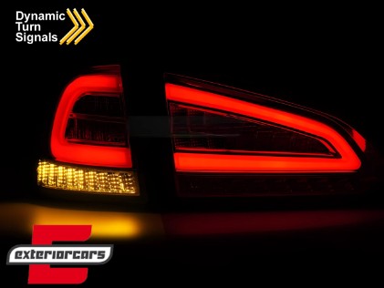 Full LED stražnja svjetla SEQ žmigavci (crna) / Ford Focus 3 karavan (2011-2018), LDFO80