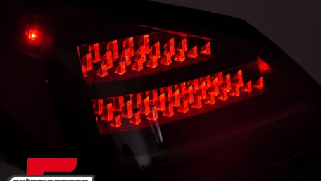 Full LED stražnja svjetla SEQ žmigavci (crna) / Mercedes C klasa W205 limuzina (2014-2021), LDMEG9