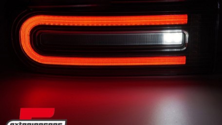 Full LED stražnja svjetla SEQ žmigavci (crna) / Mercedes G-klasa W463 (2018-2024) W465 (2024-), LDMEG4