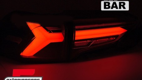 Full LED stražnja svjetla SEQ žmigavci (crna) / Toyota RAV4 (2019-2025), LDTO31