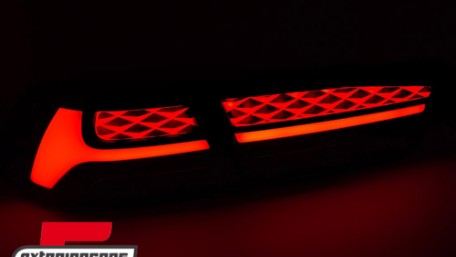 Full LED stražnja svjetla SEQ žmigavci (crvena) / Mitsubishi Lancer 8 limuzina (2007-2017), LDMI13