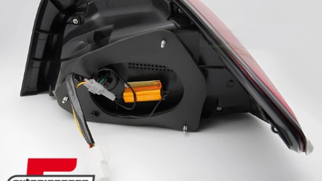 Full LED stražnja svjetla SEQ žmigavci (crvena) / Subaru WRX (2014-2021), LDSU11