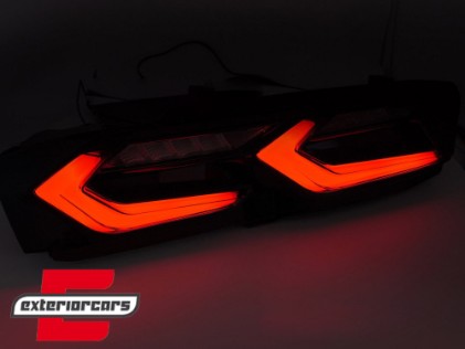 Full LED stražnja svjetla SEQ žmigavci (crvena/crna) / Chevrolet Camaro (2019-2024), LDCT09