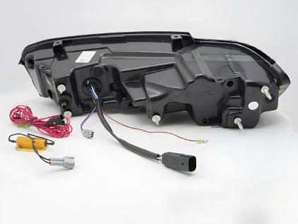 Full LED stražnja svjetla SEQ žmigavci (crvena/crna) / Chevrolet Camaro (2019-2024), LDCT09