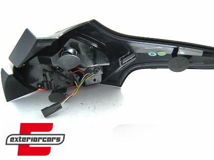Full LED stražnja svjetla SEQ žmigavci (crvena/crna) / Ford Focus 3 Hatchback Facelift (2015-2018), LDFO69
