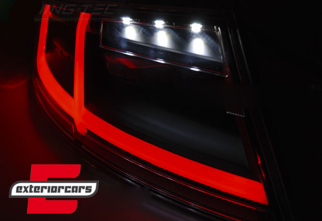 Full LED stražnja svjetla SEQ žmigavci (crvena/kristal) / Audi TT 8J (2006-2014), LDAUD1