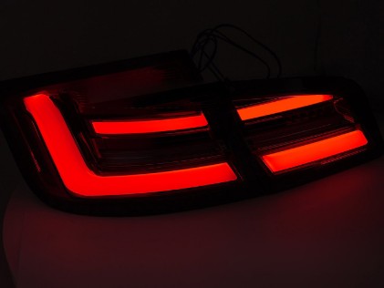 Full LED stražnja svjetla SEQ žmigavci (crvena/kristal) / BMW serije 5 F10 (2010-2013) limuzina, LDBMO7