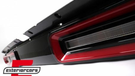 Full LED stražnja svjetla SEQ žmigavci (crvena/kristal) / Dodge Challenger (2008-2014), TLDOGCHA3