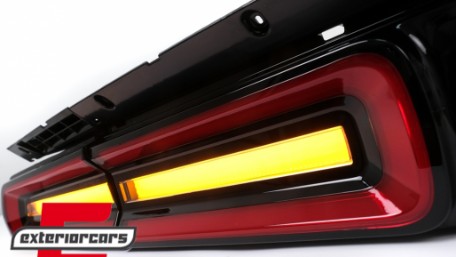 Full LED stražnja svjetla SEQ žmigavci (crvena/kristal) / Dodge Challenger (2008-2014), TLDOGCHA3