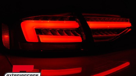 Full LED stražnja svjetla SEQ žmigavci (crvena/smoke) / Audi A4 B8 limuzina (2012-2015), LDAUH4