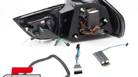 Full LED stražnja svjetla SEQ žmigavci (crvena/smoke) / BMW serije 3 E90 LCI (2008-2011) limuzina, LDBMK3