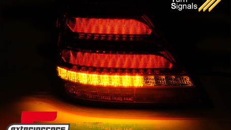Full LED stražnja svjetla SEQ žmigavci (crvena/smoke) / Mercedes C-klasa W203 (2000-2004) limuzina, LDMED5