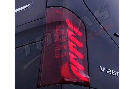 Full LED stražnja svjetla SEQ žmigavci (crvena/smoke) / Mercedes V-klasa W447 (2014-2023), TLMBW447VTL