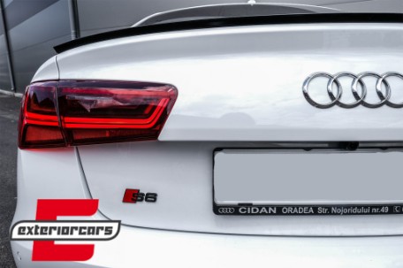 Full LED stražnja svjetla SEQ žmigavci Facelift dizajn (crvena/kristal) / Audi A6 4G C7 limuzina (2011-2014), LDAUG0