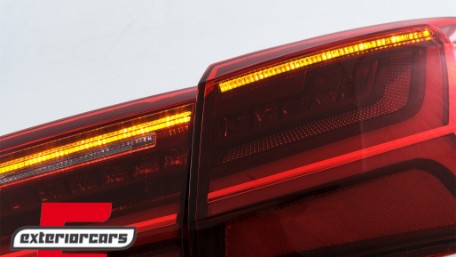 Full LED stražnja svjetla SEQ žmigavci Facelift dizajn (crvena/kristal) / Audi A6 4G C7 limuzina (2011-2014), LDAUG0