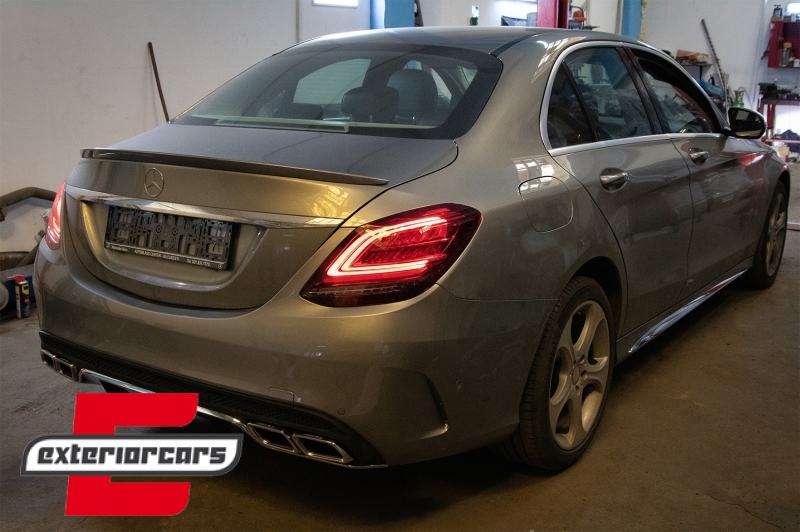 Full LED stražnja svjetla SEQ žmigavci Facelift dizajn (crvena/kristal) / Mercedes C-klasa W205 limuzina (2014-2018), LDMEC9