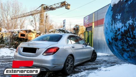 Full LED stražnja svjetla SEQ žmigavci Facelift dizajn (crvena/kristal) / Mercedes C-klasa W205 limuzina (2014-2018), LDMEC9
