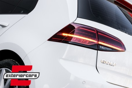 Full LED stražnja svjetla SEQ žmigavci Facelift G7.5 look (crvena) / VW Golf 7 & 7.5 VII (2012-2019), LDVWV0