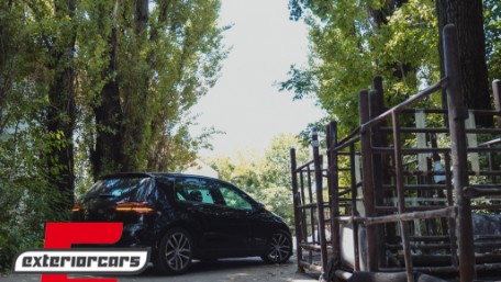 Full LED stražnja svjetla SEQ žmigavci Facelift G7.5 look (crvena) / VW Golf 7 & 7.5 VII (2012-2019), LDVWV0