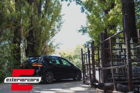 Full LED stražnja svjetla SEQ žmigavci Facelift G7.5 look (crvena) / VW Golf 7 & 7.5 VII (2012-2019), LDVWV0