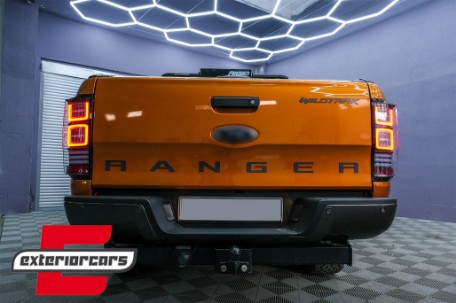 Full LED stražnja svjetla SEQ žmigavci / Ford Ranger (2012-2018), TLFRNGT6