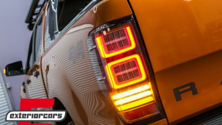 Full LED stražnja svjetla SEQ žmigavci / Ford Ranger (2012-2018), TLFRNGT6