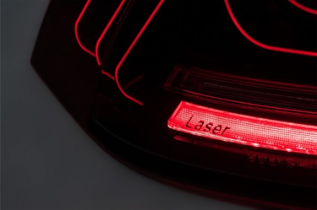 Full LED stražnja svjetla SEQ žmigavci LASER look (crvena) / VW Golf 7 & 7.5 VII (2012-2019), LDVWW6