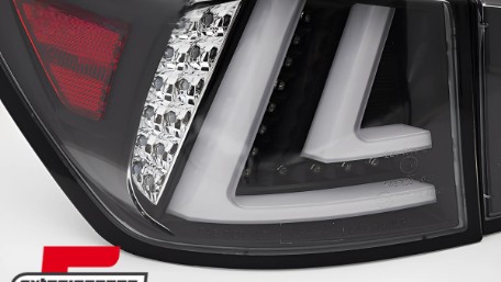 Full LED stražnja svjetla SEQ žmigavci LedBar dizajn (crna) / Lexus IS XE20 (2006-2012), LDLE10