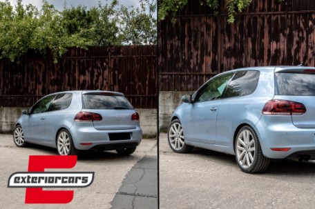 Full LED stražnja svjetla SEQ žmigavci R20 dizajn (crvena/kristal) / VW Golf 6 VI (2008-2013), LDVWU7