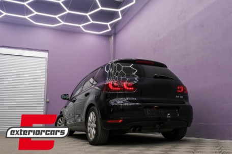 Full LED stražnja svjetla SEQ žmigavci R20 dizajn (crvena/smoke) / VW Golf 6 VI (2008-2013), LDVWU5