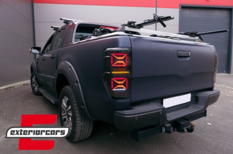 Full LED stražnja svjetla SEQ žmigavci (smoke) / Ford Ranger (2012-2018), LDFO98