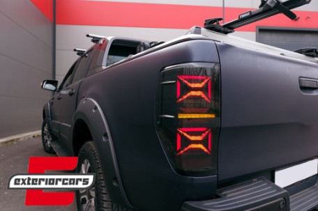 Full LED stražnja svjetla SEQ žmigavci (smoke) / Ford Ranger (2012-2018), LDFO98