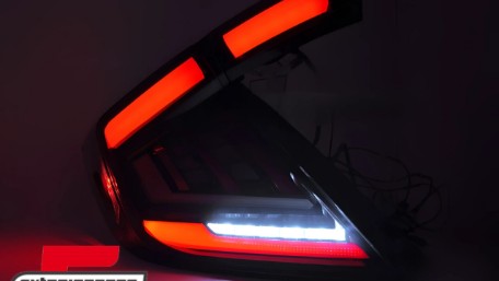 Full LED stražnja svjetla SEQ žmigavci (smoke) / Honda Civic Mk10 (2016-2021) Hatchback, LDHO13