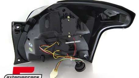 Full LED stražnja svjetla SEQ žmigavci (smoke) / Suzuki Swift VI (2017-2023), LDSI13