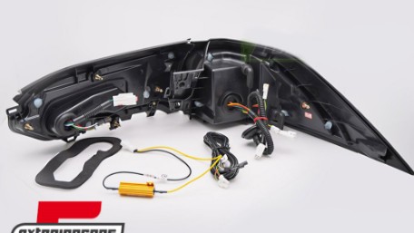 Full LED stražnja svjetla SEQ žmigavci (smoke) / Toyota RAV4 (2019-2025), LDTO34
