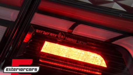 Full LED stražnja svjetla SEQ žmigavci / Tesla Model 3 (2017-2023) Model Y (2020-2023), LDTE16