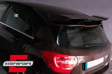 Krovni spojler A45 AMG dizajn (piano crna) / Mercedes A-klasa W176 (2012-2018), GCP-1768501