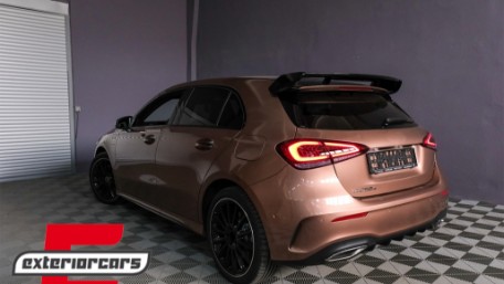 Krovni spojler A45 AMG dizajn (piano crna) / Mercedes A-klasa W177 Hatchback SE (2018-), GCP-1778501