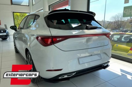 Krovni spojler - nastavak (piano crna) / Seat Leon Mk4 (2020-), RSSTLEMK4