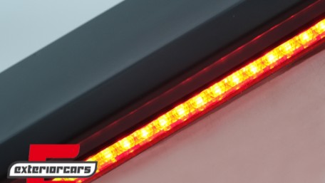 Krovni spojler sa LED kočionim svjetlom R20 dizajn / VW Golf VI (2008-2012), SPVW09