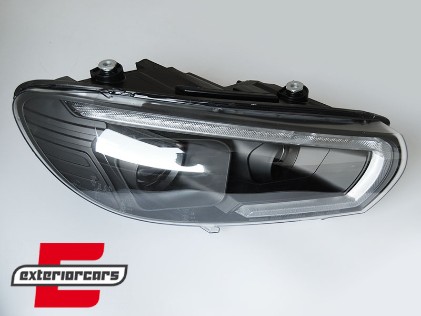 LED prednja svjetla TruDRL SEQ žmigavci Xenon (crna) / VW Scirocco (2008-08.2014), LPVWU5