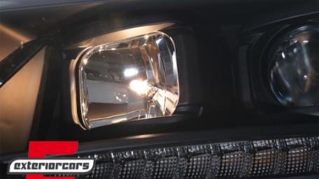 LED prednja svjetla TubeLight SEQ žmigavci (crna) / VW T5.1 (2010-2015), LPVWS6