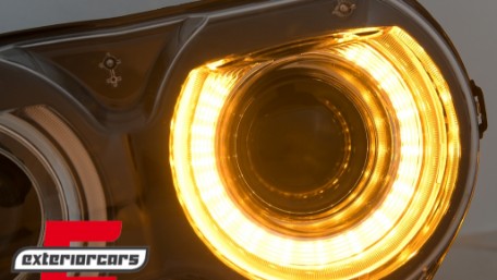 LED prednji farovi (crna) / Dodge Challenger (2015-2023), HLDOGCHA3F